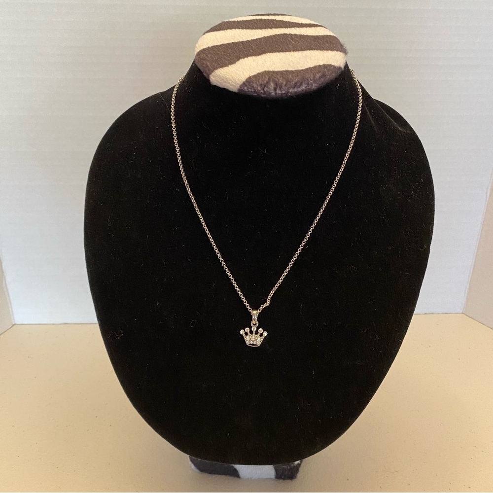 Silver & crystal like crown pendent on silver chain OS NWT